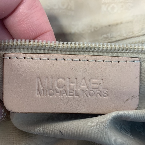 Michael Michael Kors jet set tote in Raspberry - Picture 9 of 12